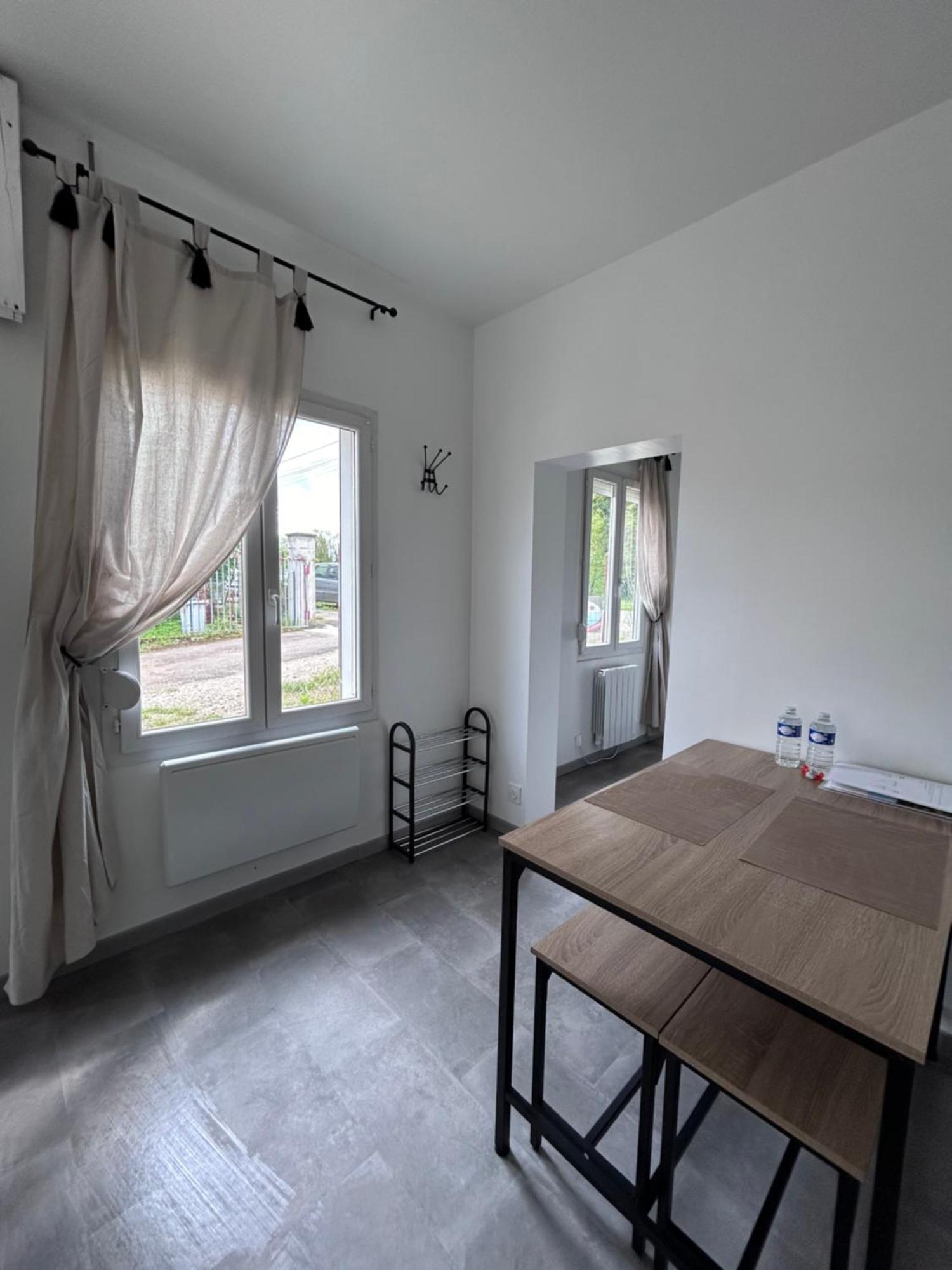 La Petite Maison Brienon-sur-Armançon Extérieur photo